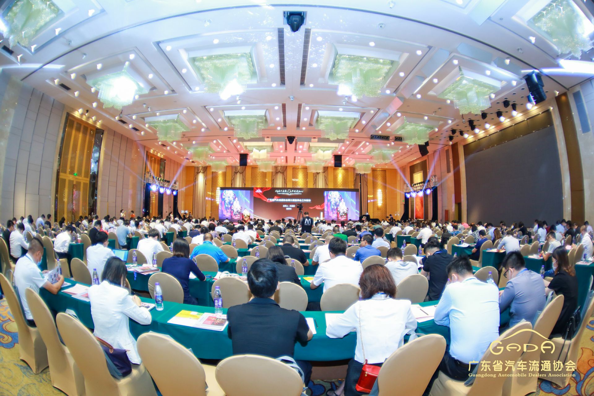 喜报丨江南官方注册-江南(中国)“包揽”省汽车流通行业颁奖礼53项大奖(图1)