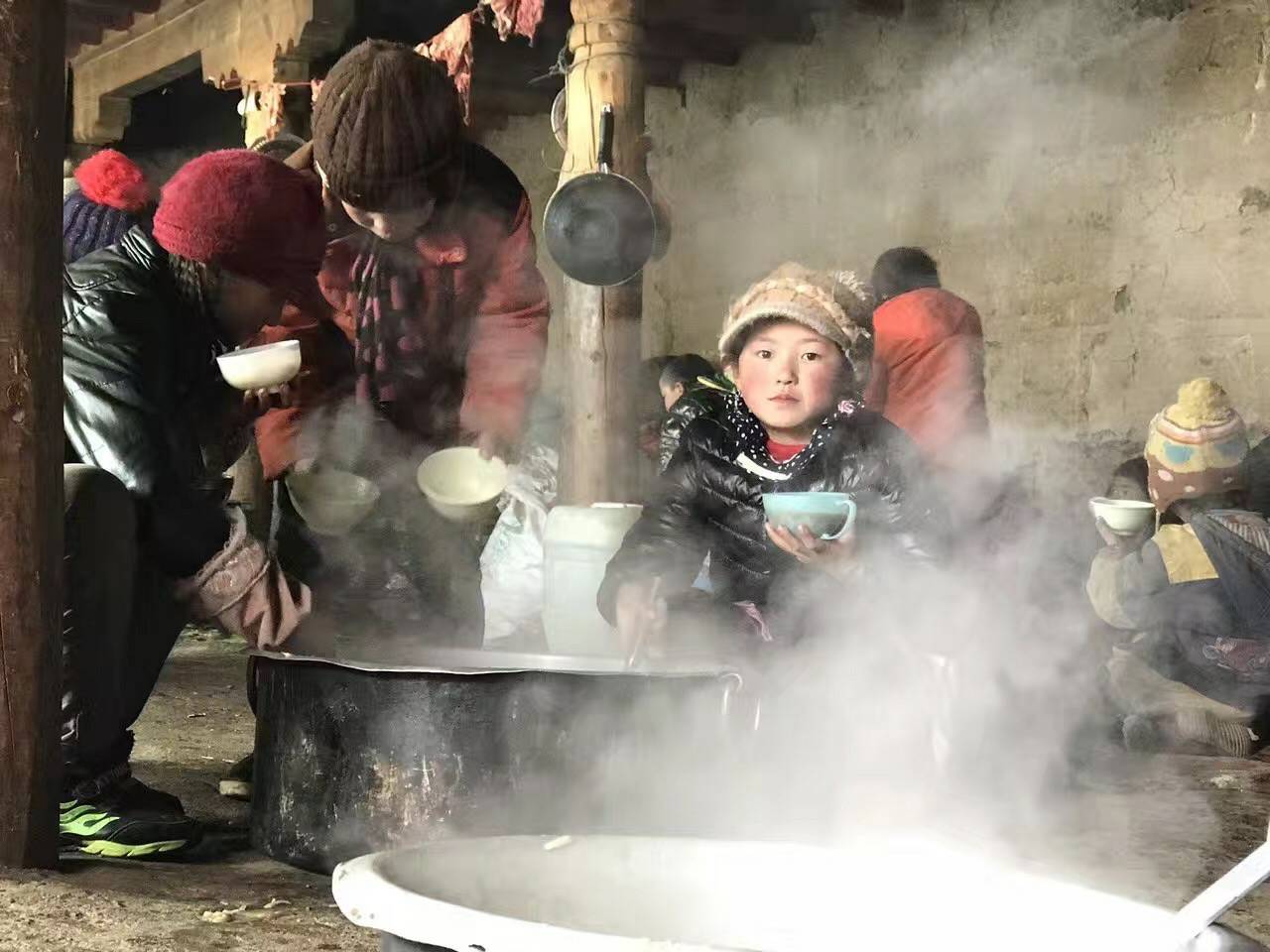 江南官方注册-江南(中国)公益回顾丨家国同欢月同圆 温暖满载甘孜州(图10)